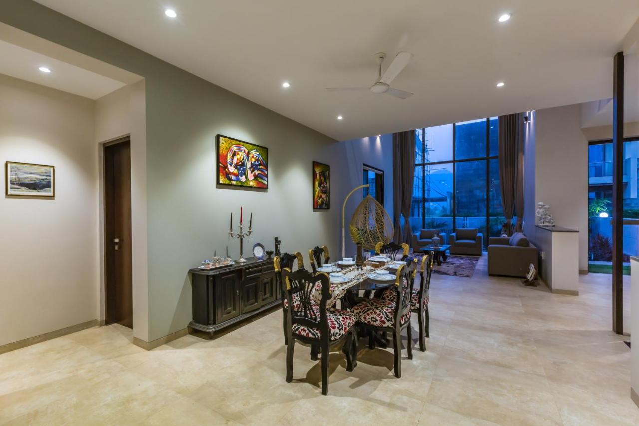 Saffronstays Aspen, Lonavala - Luxury Pool Villa With Games And Tv Room Near Bhushi Dam エクステリア 写真